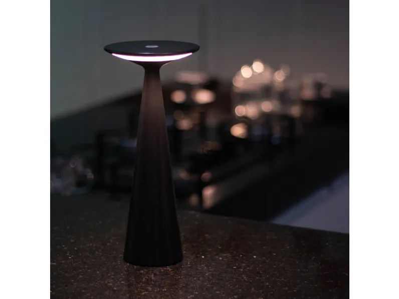 Lampada da tavolo Dama di Zafferano