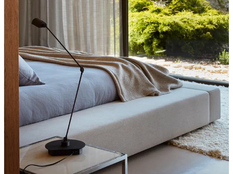 Lampada da tavolo Daphine Cloe di Lumina