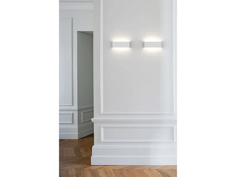 Lampada da parete in alluminio Dresscode di Rotaliana