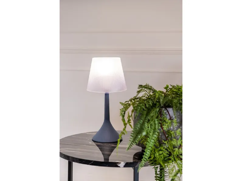 Lampada da tavolo in cristallo acrilico Duse di Vesta