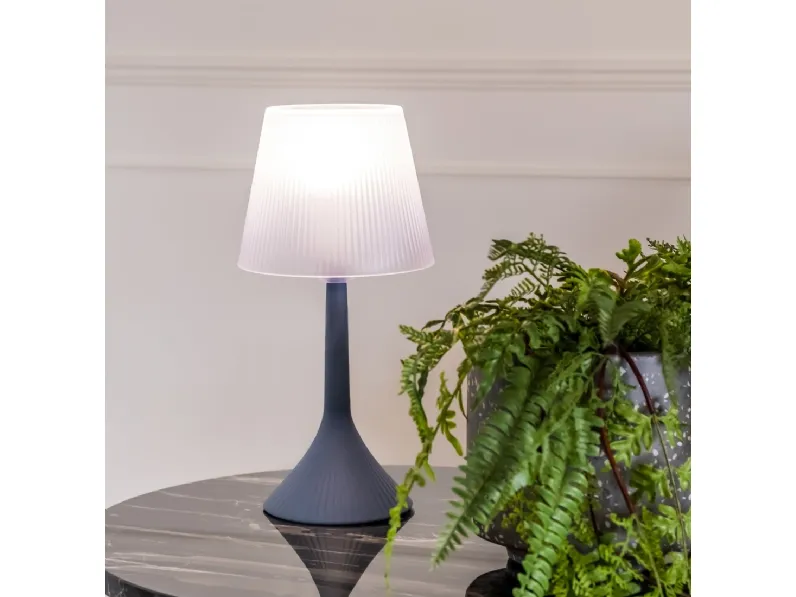 Lampada da tavolo Duse di Vesta