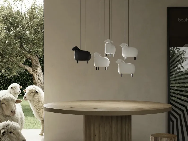Lampada a sospensione in resina Embeè di Karman