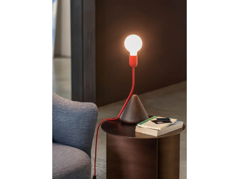 Lampada da tavolo Filo Rosso in frassino e metallo di Natevo