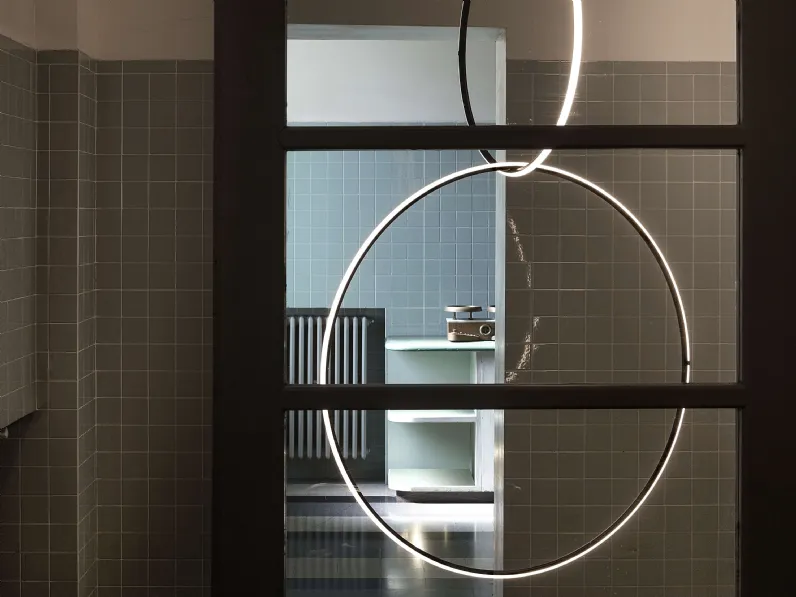 Lampada a sospensione in alluminio curvato componibile con varie forme Arrangements di Flos