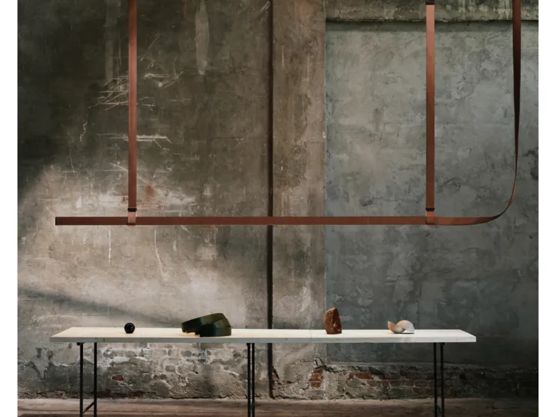 Lampada a sospensione con illuminazione integrata in tessuto e alluminio Belt di Flos