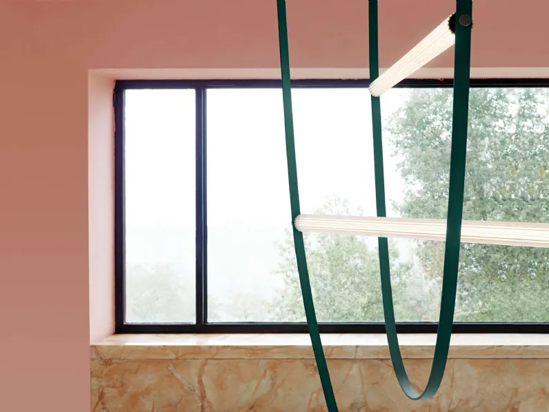 Lampada a sospensione a luce diffusa in vetro con cavo in gomma Wireline di Flos