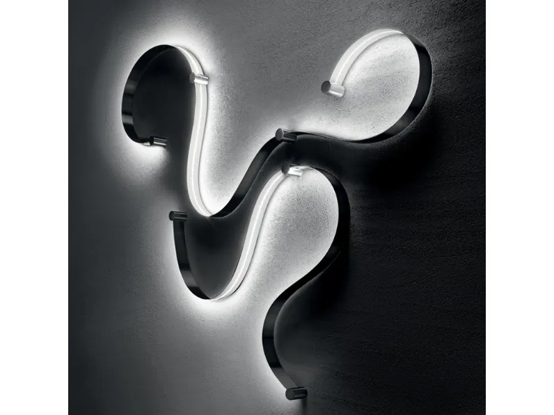 Lampada da parete in acciaio armonico modellabile Formala Plus di Cini&Nils