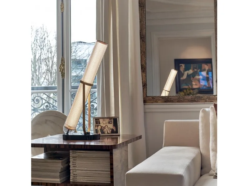 Lampada da tavolo in vetro e alluminio con base in marmo  La Lampe Frechin di Dcw