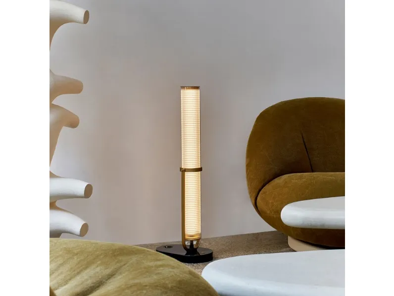 Lampada da tavolo in vetro e alluminio con base in marmo  La Lampe Frechin di Dcw
