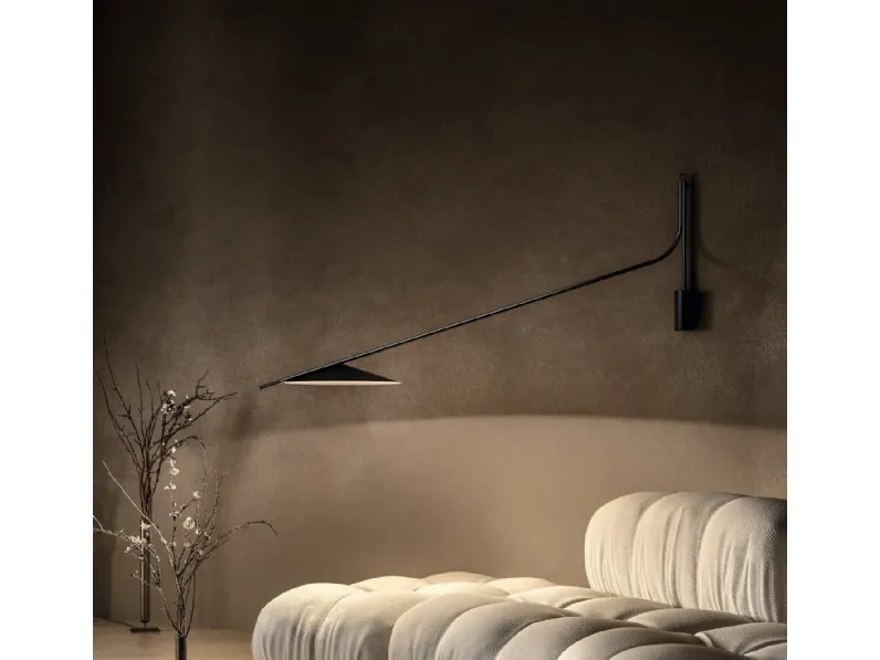 Lampada sottile ed elegante da parete in metallo Glifo Applique di Pentalight