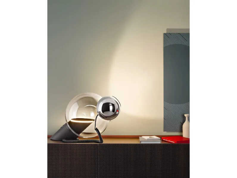 Lampada da tavolo Gravita di Stilnovo