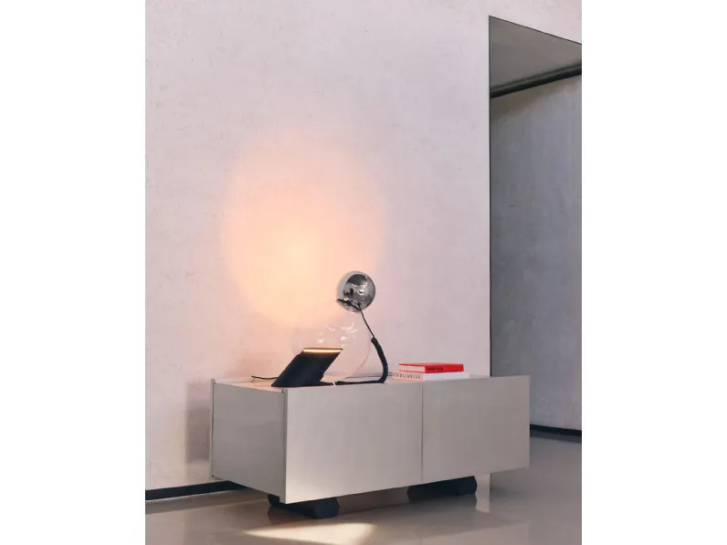 Lampada da tavolo Gravita di Stilnovo