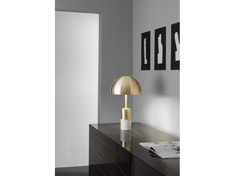 Lampada da tavolo Igea in metallo con base in marmo di FAN Europe