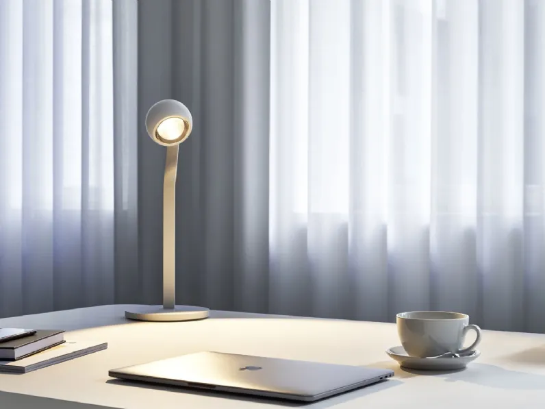 Lampada da tavolo girevole Io tavolo di Occhio