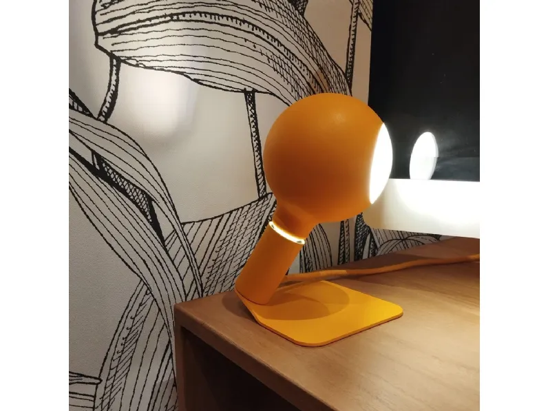 Lampada da tavolo magnetica Iride di Filotto