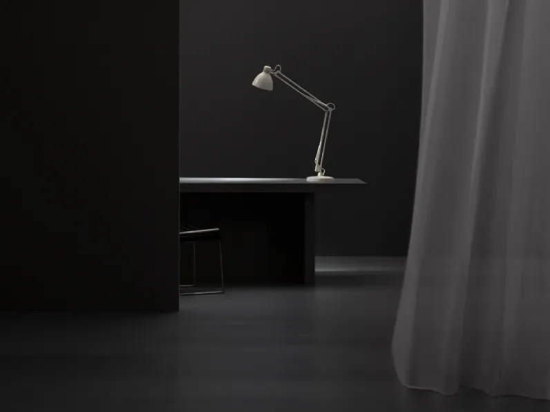 Lampada da tavolo JJ Small di Leucos