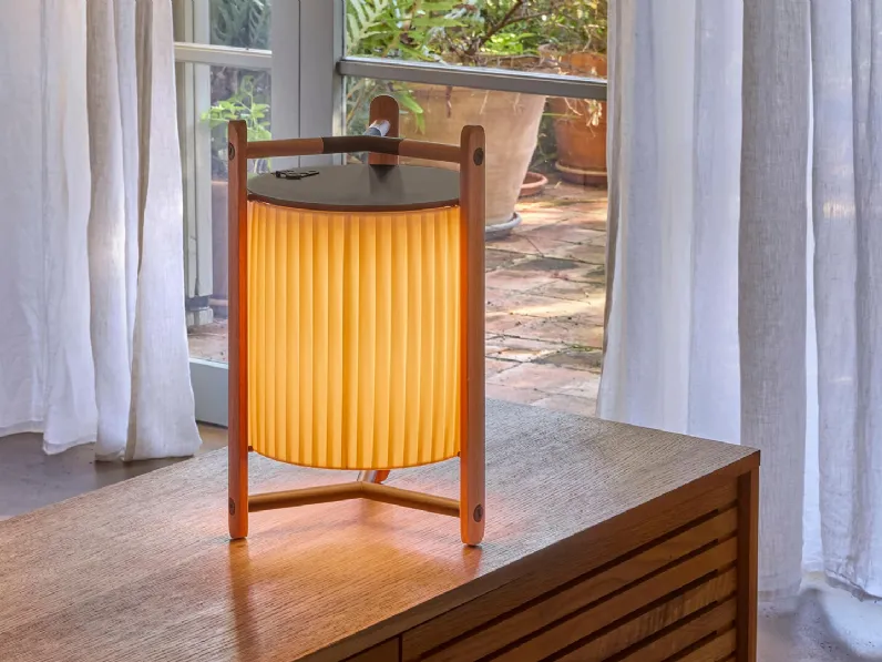 Lampada da tavolo in tessuto e legno Kando di Bover
