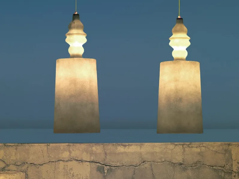 Lampada in vetroresina Alibabig di Karman