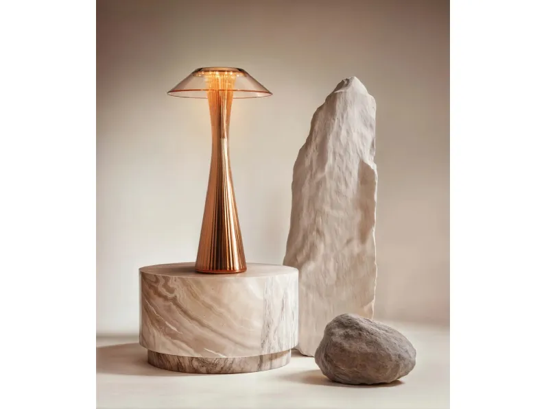 Lampada da tavolo Space di Kartell