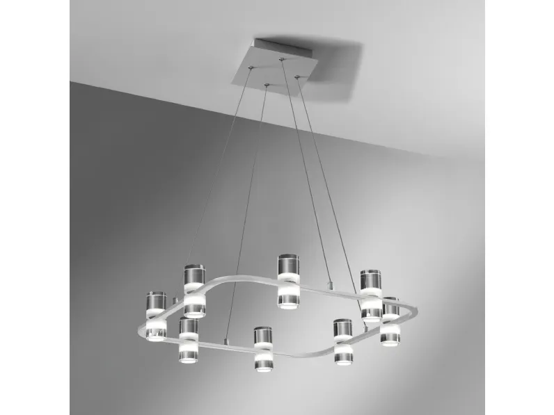 Lampada in alluminio disponibile in bianco e nero Kingfort di Vivida International