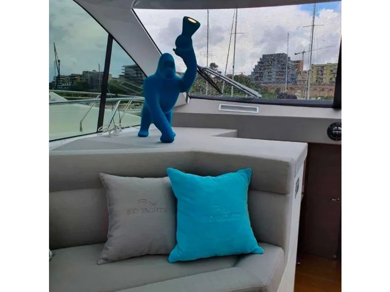 Lampada di design Kong XS Velvet Finish di Qeeboo