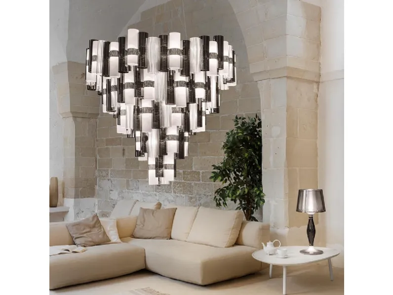 Lampada scenografica dal look retrò La Lollona di Slamp