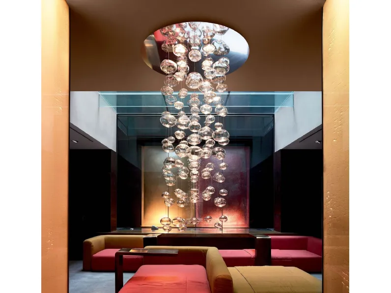 Lampada a sospensione Ether con cascata di bolle in vetro borosilicato soffiato trasparente di Leucos