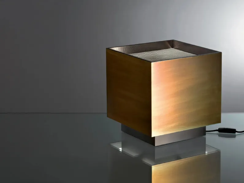 Lampada da tavolo Light Cube MA 25 in metallo di Laura Meroni