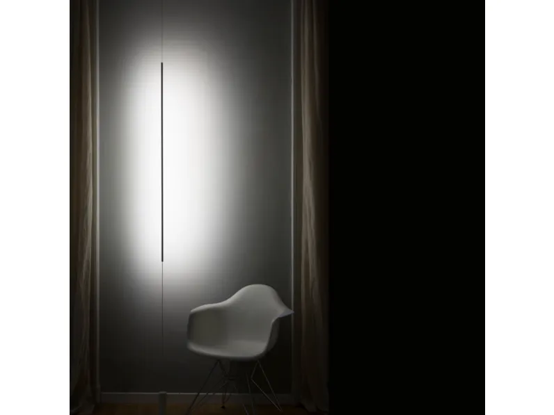 Lampada da terra Masai di Davide Groppi