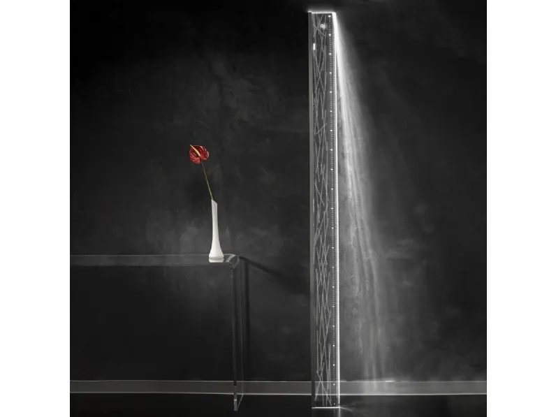 Lampada da parete in cristallo acrilico Metro Righello di Vesta