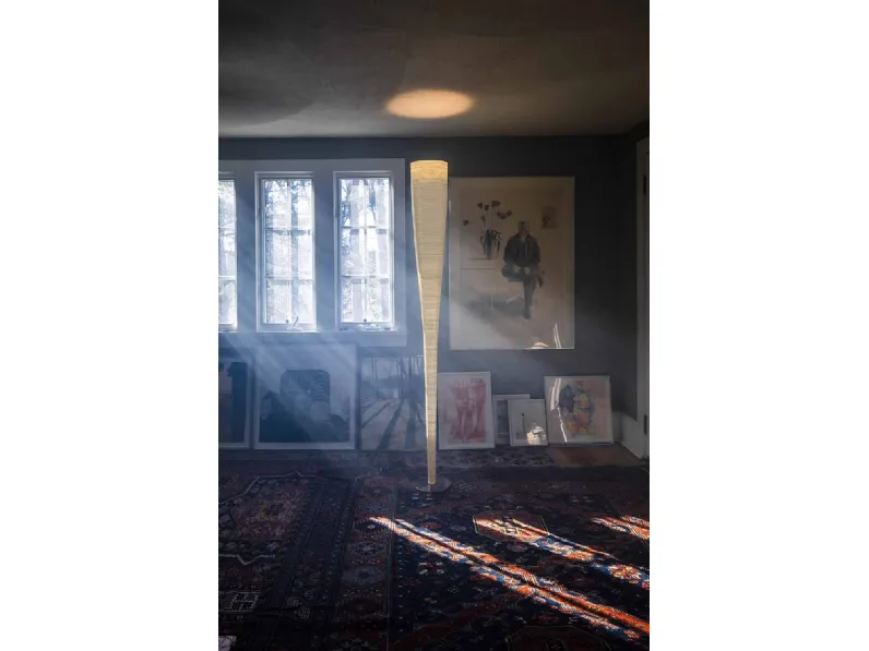 Lampada da terra Mite di Foscarini