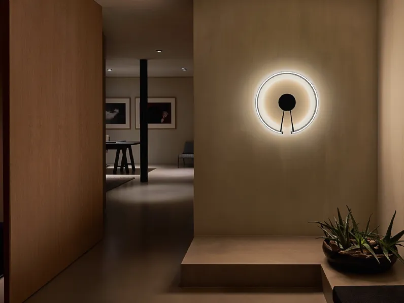 Lampada da parete LED ad anello Mito aura wall di Occhio