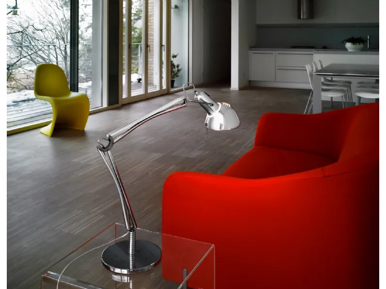 Lampada da tavolo Naomi di Lumina