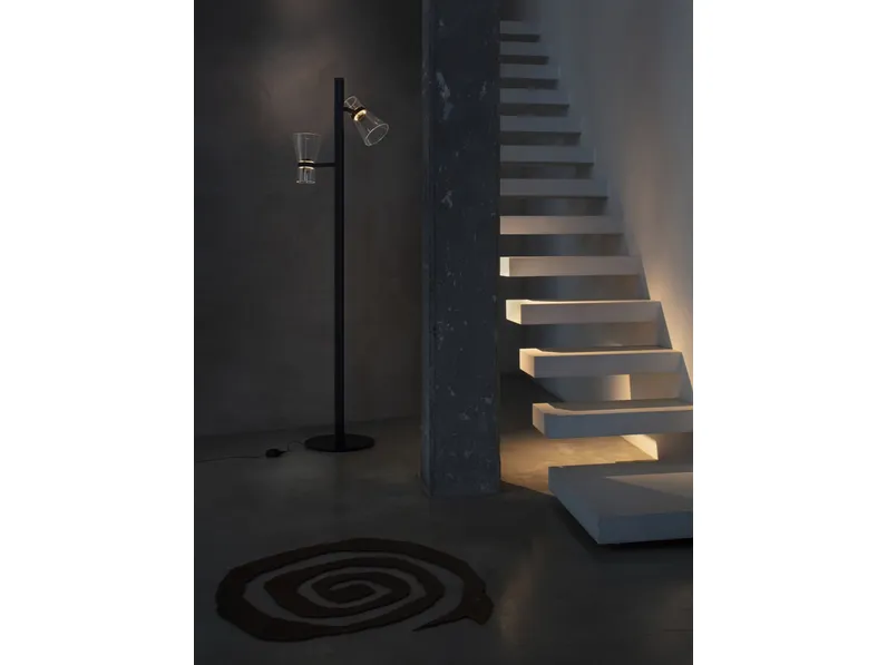 Lampada Nocturne Floor Cone di Flos
