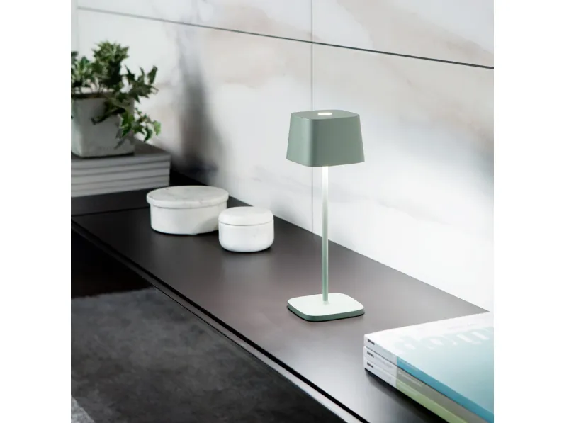 Lampada Ofelia da tavolo di Zafferano