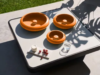 La lampada Oloha Large di Fatboy è un'illuminazione iconica che unisce design olandese e funzionalit