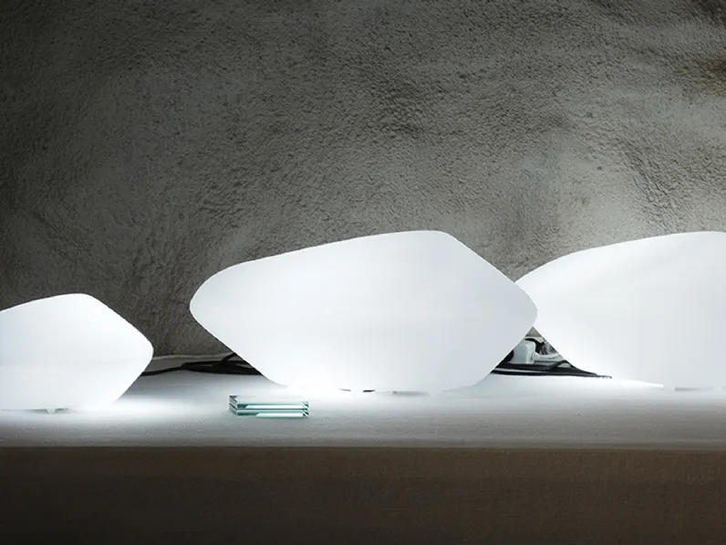 Lampada da tavolo Stone of Glass di Oluce