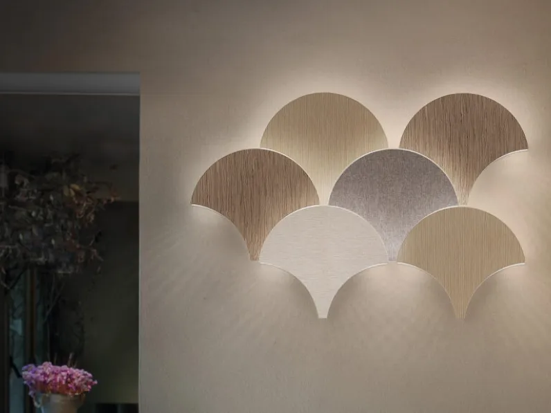 Lampada da parete in metallo verniciato e rivestito Palm di Masiero