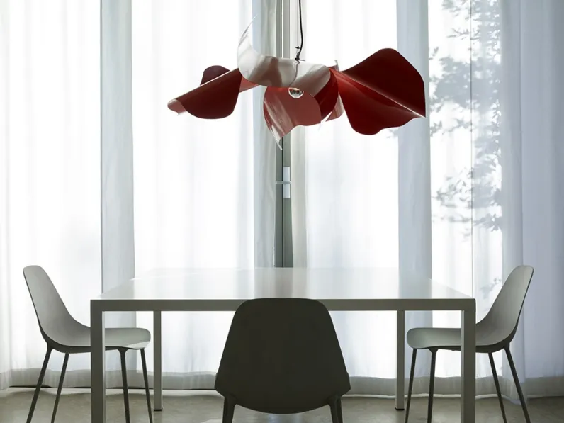 Lampada rossa sospesa Papavero Raggiante di Opinion Ciatti