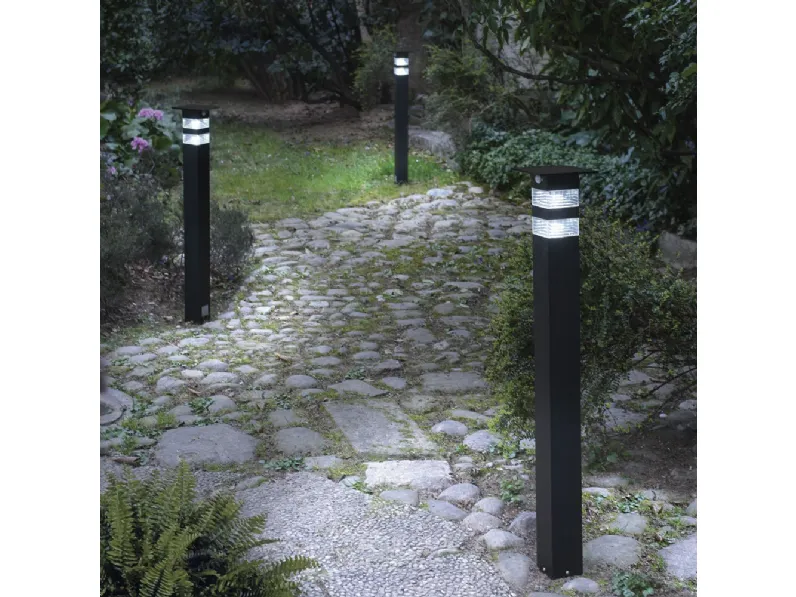 Lampada da terra da esterno in acciaio inossidabile Petra di Vivida International