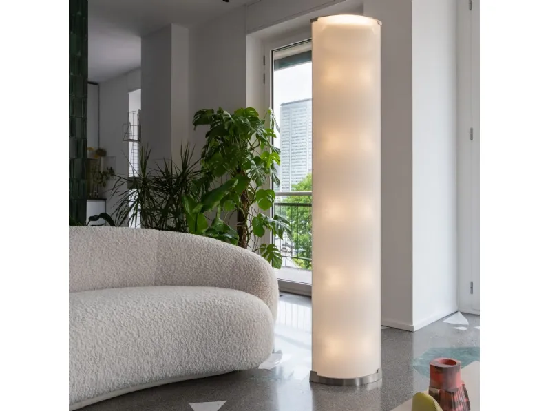 Lampada da terra Pirellone di Fontana Arte