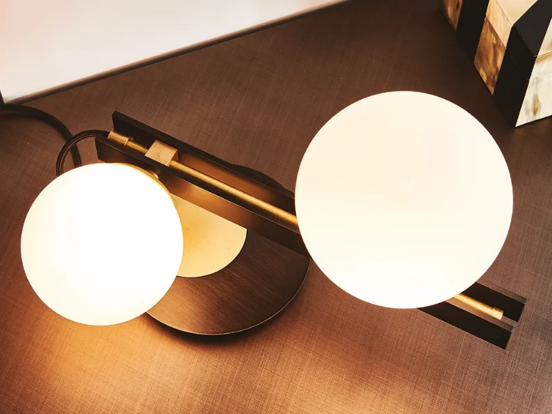 Lampada da tavolo in vetro e metallo Planeta di Cattelan Italia