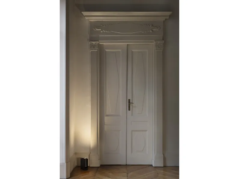 Lampada da tavolo Plint di ILTI luce