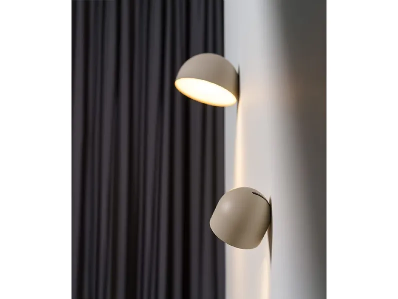 Lampada da parete Plusminus Solo di Vibia