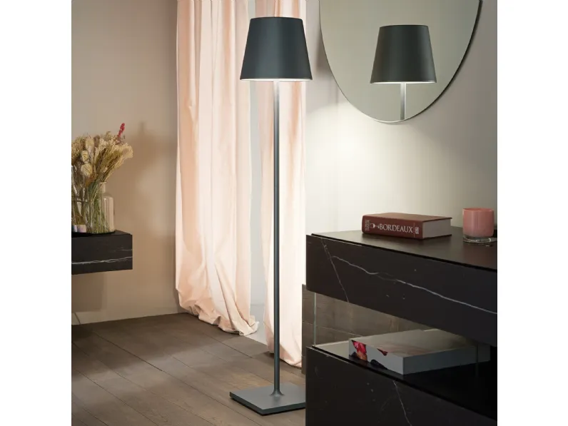 Lampada da terra Poldina XXL di Zafferano