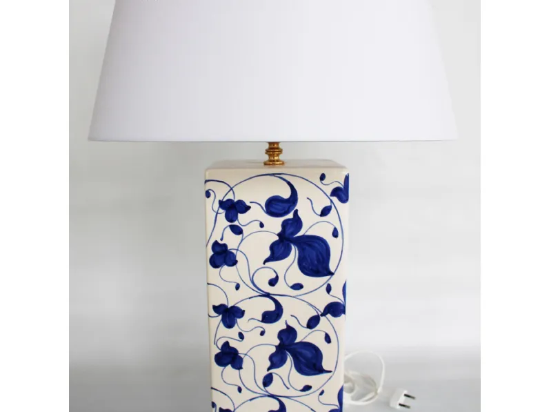 Lampada Quadrata Monocromo in ceramica di Caltagirone con paralume in tessuto di Alemanna