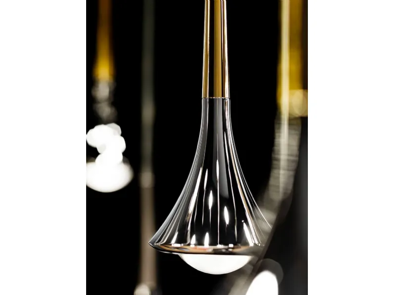 Lampada a sospensione in metallo con diffusore in vetro Rain di Lodes