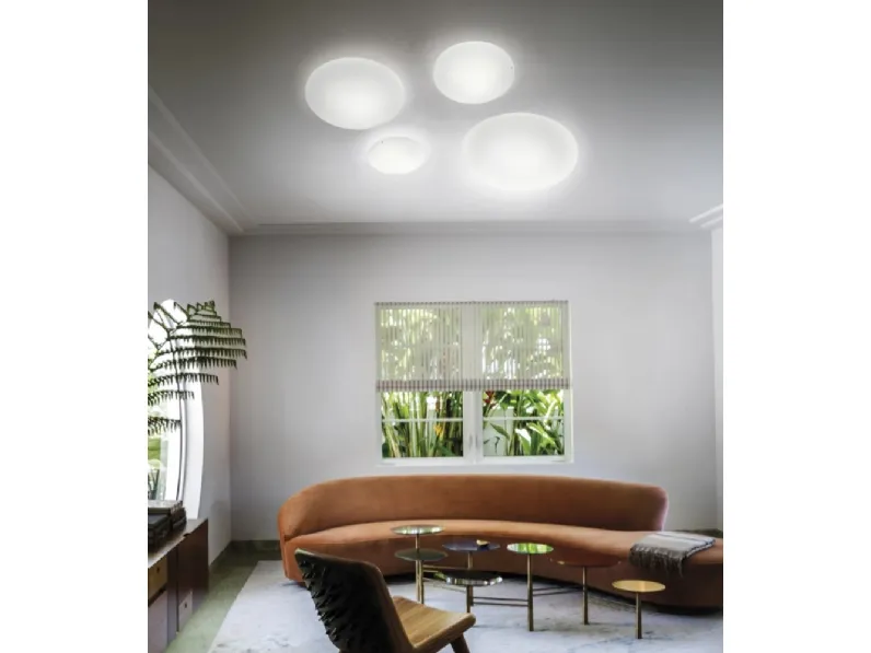 Lampada a soffitto Saba in vetro soffiato satinato bianco, disponibile in 4 dimensioni di Vistosi