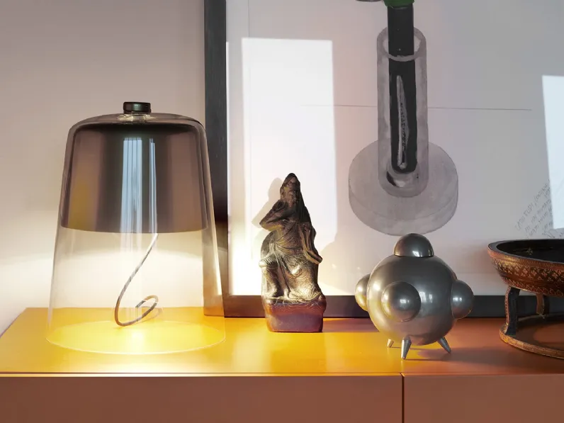 Lampada da tavolo a luce riflessa in vetro soffiato trasparente con riflettore interno in alluminio tornito Semplice di Oluce