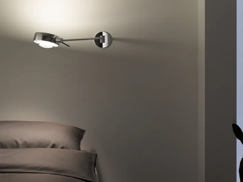 Lampada da parete inclinabile e girevole Sento letto di Occhio